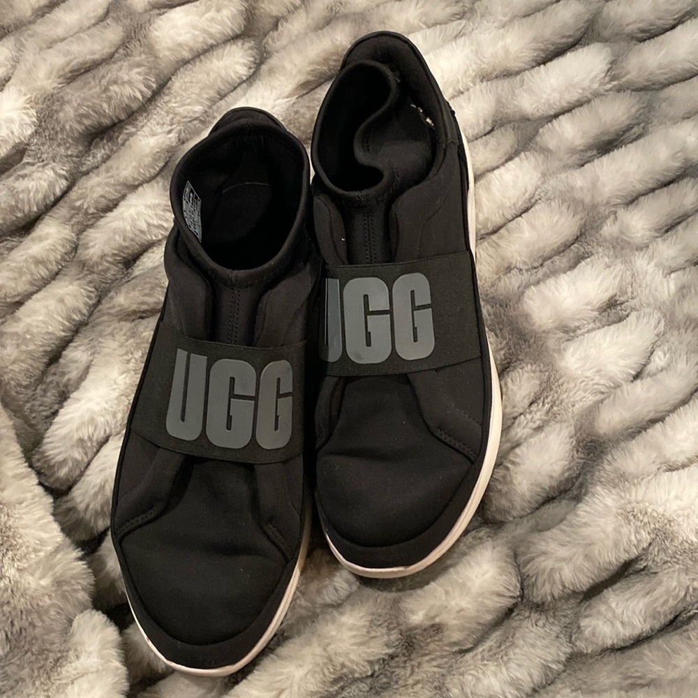 UGG sneakers in black